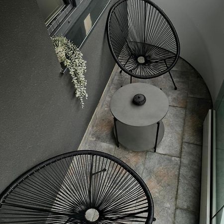 Luxury Blue Apartment Iasi Exterior photo