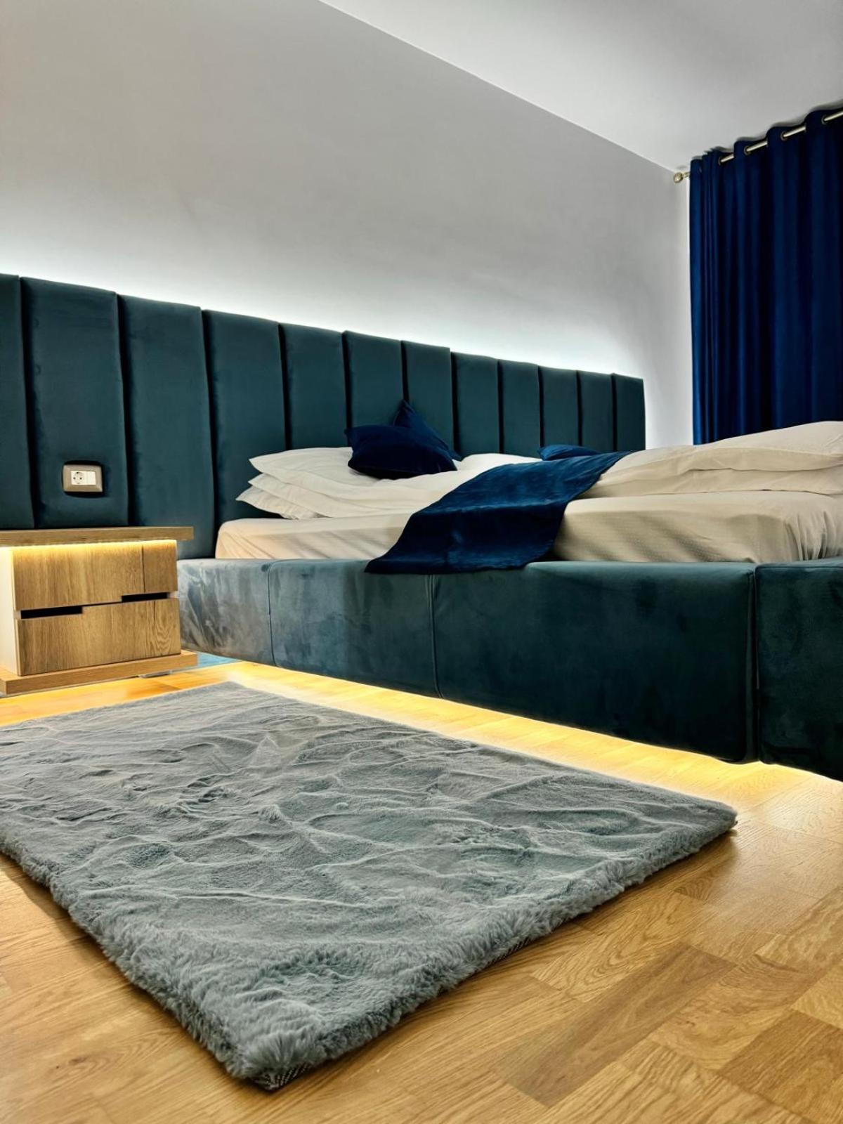Luxury Blue Apartment Iasi Exterior photo