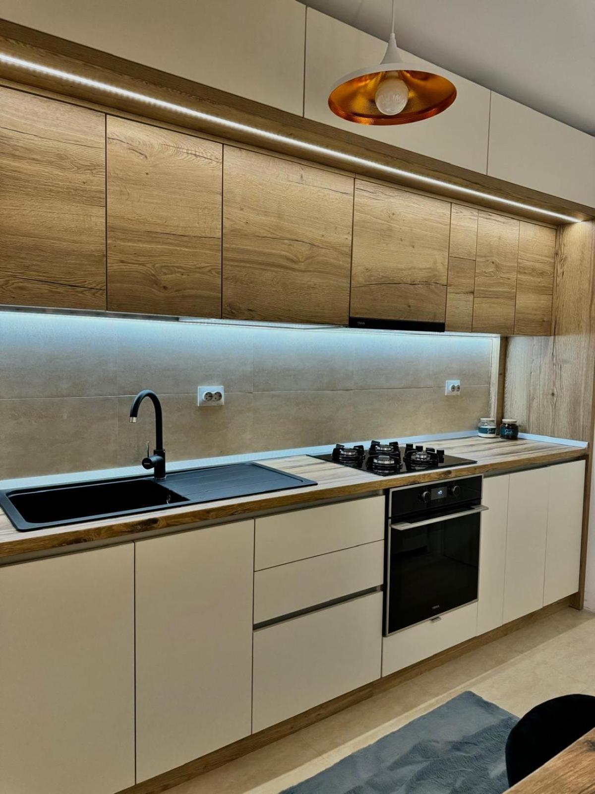 Luxury Blue Apartment Iasi Exterior photo